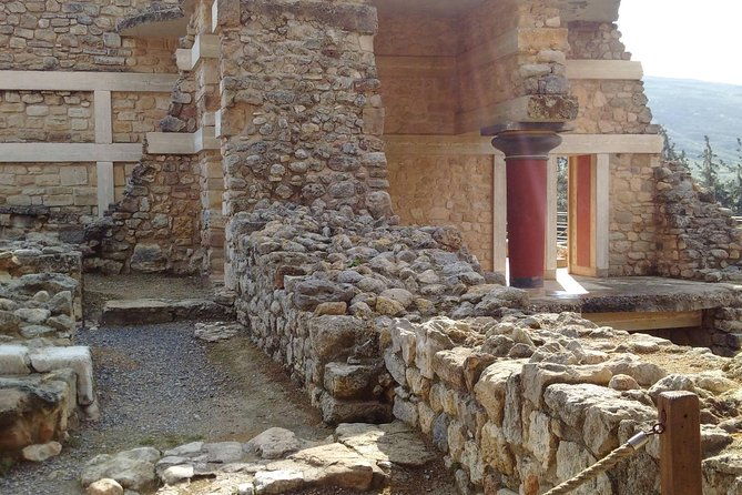knossos-palace-guided-walking-tour