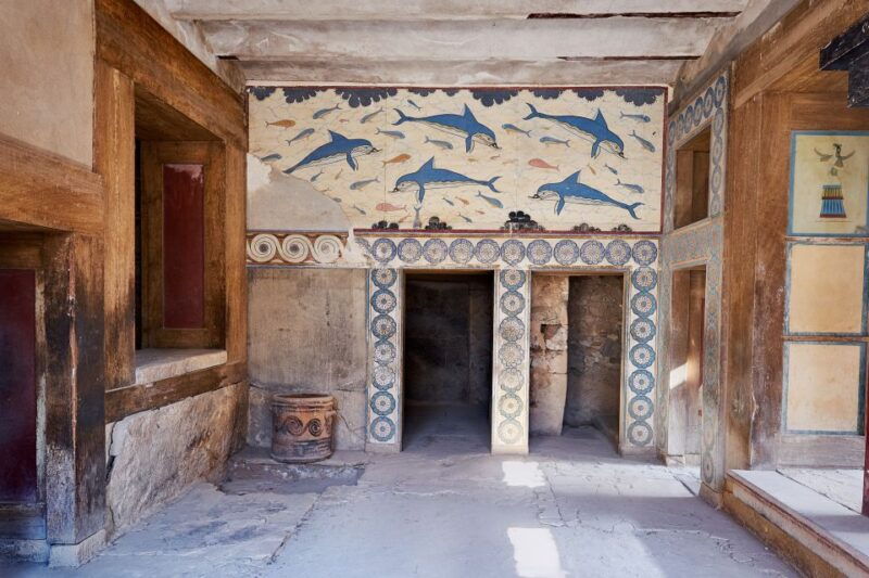 knossos-palace-skip-the-line-ticket-private-guided-tour