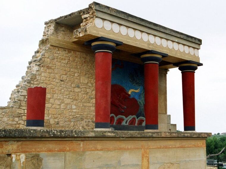 knossos-palace-skip-the-line-ticket-private-guided-tour