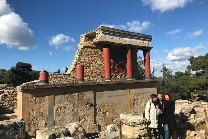 knossos-palace-with-transfer-and-entry-ticket