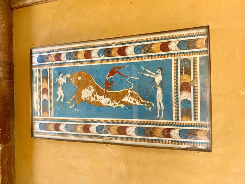 Knossos: Private Tour with a Licensed Guide & Entry Ticket - Key Points