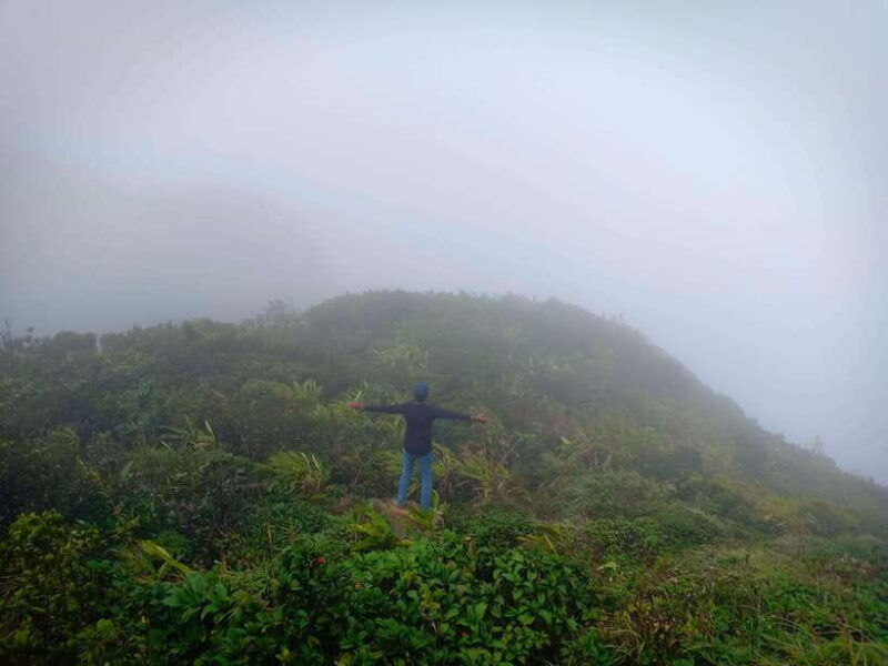 knuckles-5-peaks-trek-leopard-trail