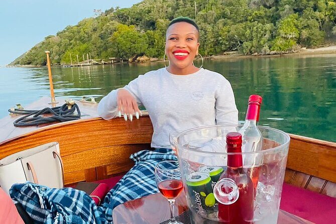 Knysna Boat Cruise aboard Coquette - Key Points