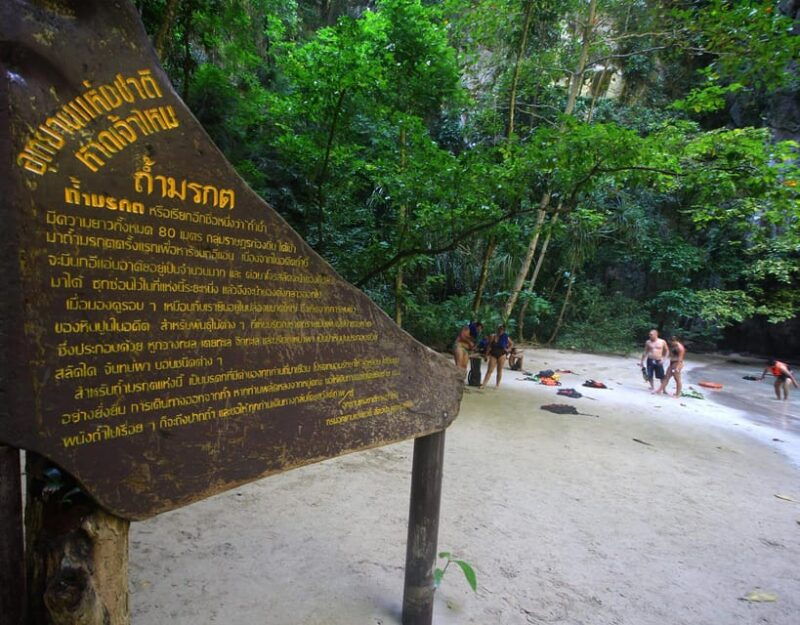 ko-lanta-4-islands-and-emerald-cave-day-tour-by-speedboat