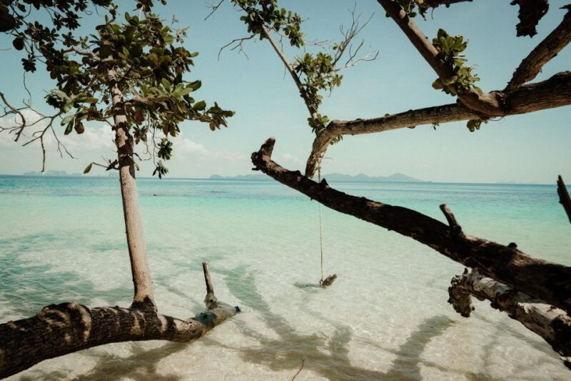 ko-lanta-early-bird-the-emerald-caves-and-koh-kradan-tour