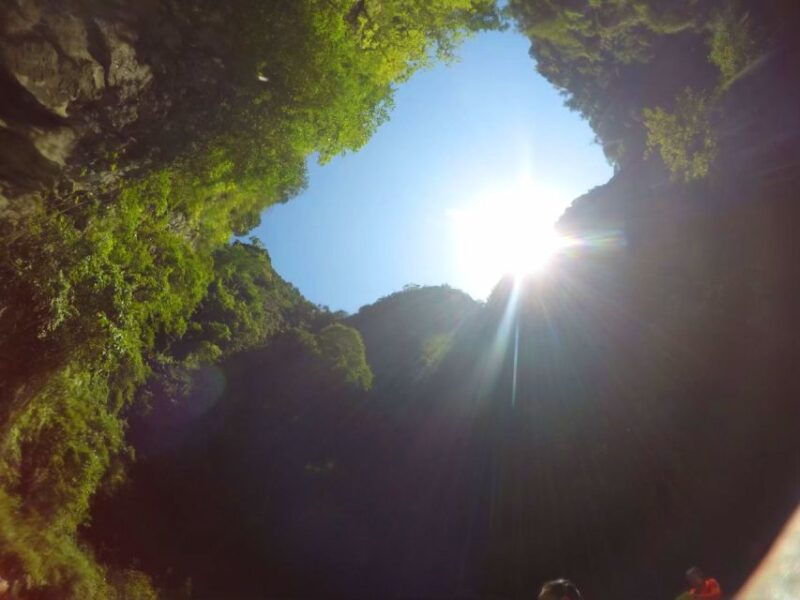 ko-muk-emerald-cave-kradan-chueak-private-long-tail-boat