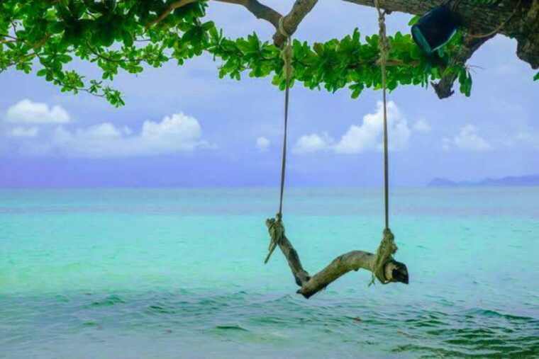 ko-muk-emerald-cave-kradan-chueak-private-long-tail-boat