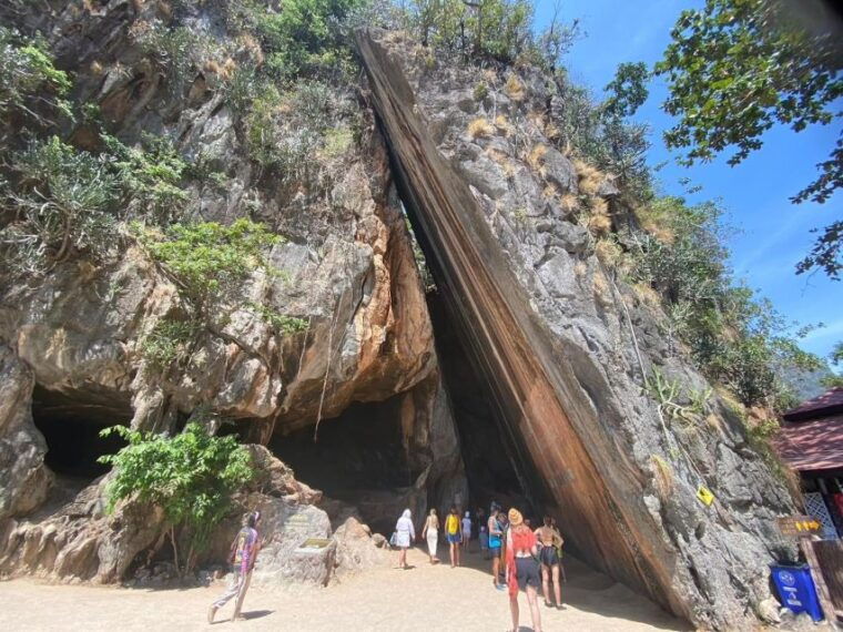 ko-yao-noi-phang-nga-bay-day-tour-on-a-long-tail-boat