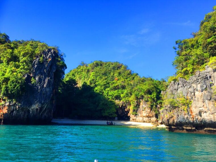 ko-yao-premium-james-bond-island-trip-by-speedboat-canoe