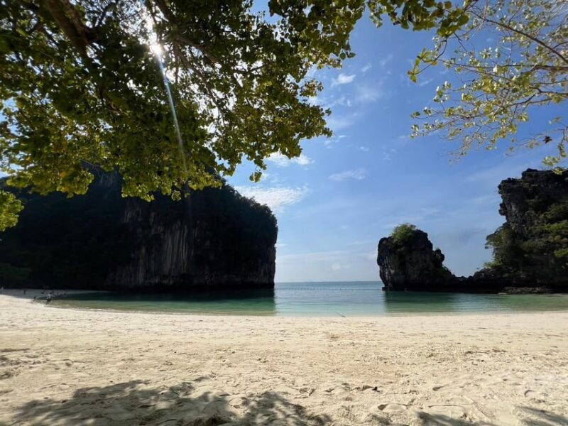 ko-yao-yai-hong-island-plankton-longtail-boat-sunset-tour