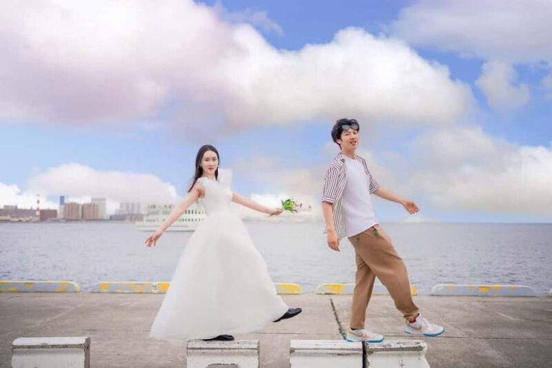 Kobe: Day or Night Photoshoot around Kobe Port Tower - Who Might Want to Think Twice?