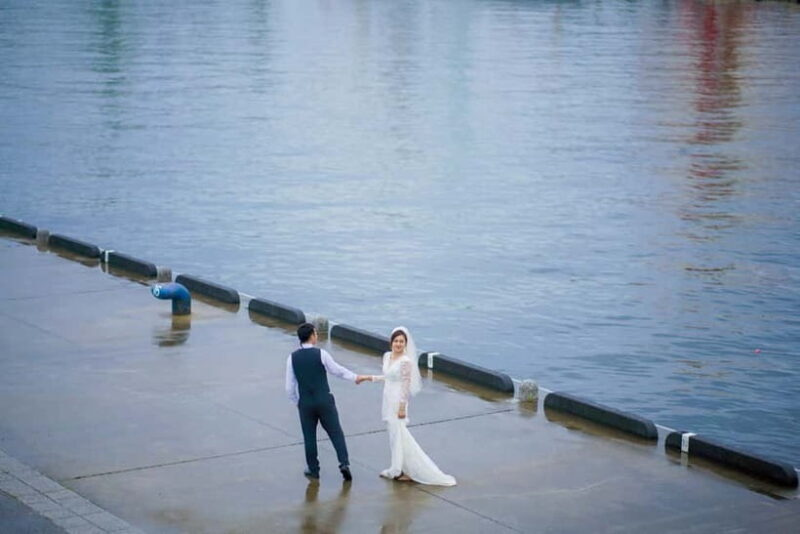 Kobe: Day or Night Photoshoot around Kobe Port Tower - The Sum Up