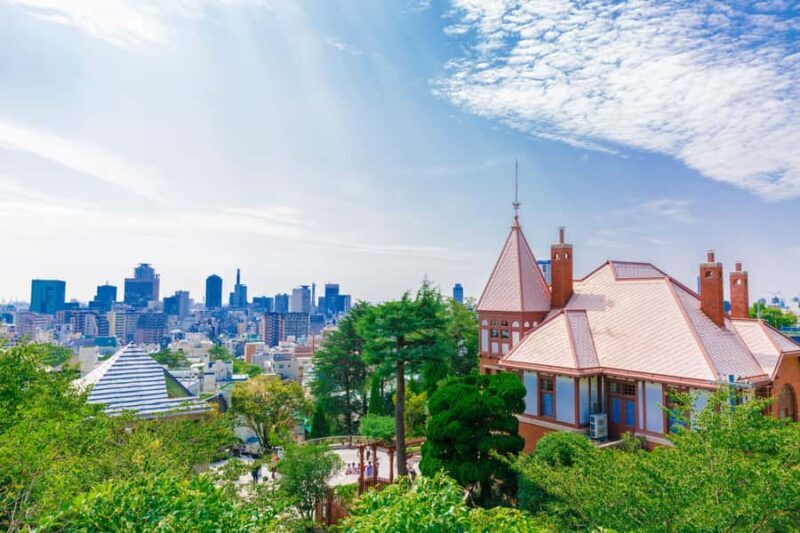 Kobe: Walking Tour with Kitano, Chinatown & Harbor - Key Points