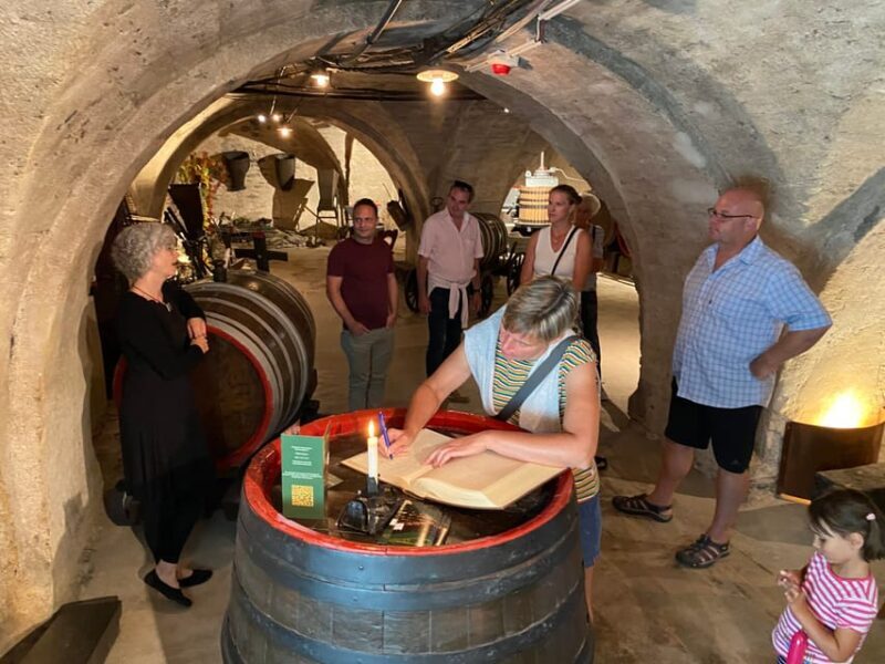 Koblenz: Sektmuseum Histor. Kelllergewölbe incl. 1 Glas Sekt - The Itinerary: What You Can Expect