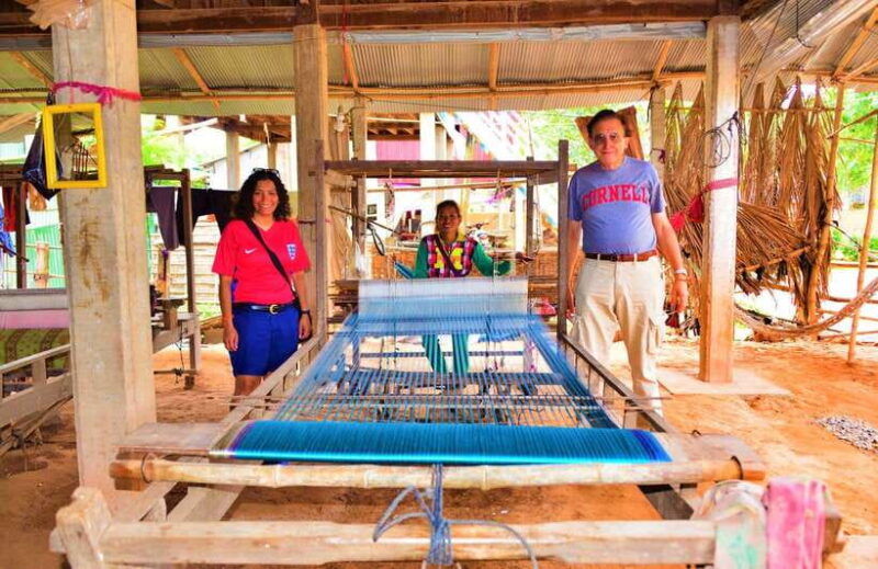 koh-dach-silk-island-and-phnom-penh-city-private-day-tour