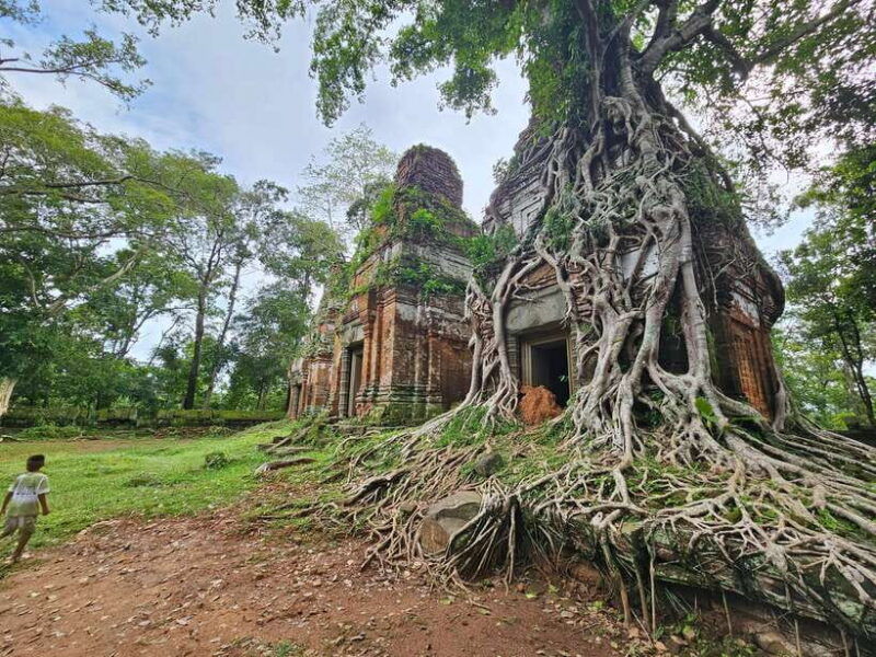 koh-ker-beng-mealea-day-trip-from-siem-reap