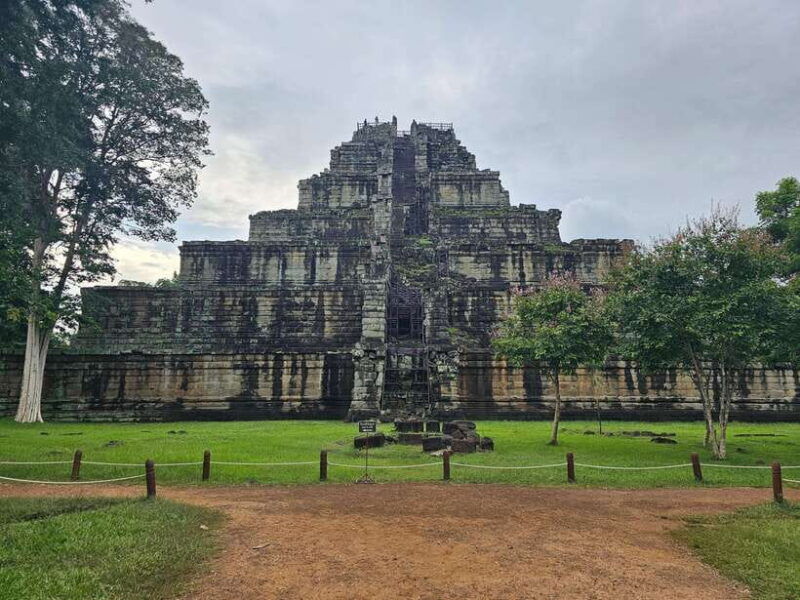 koh-ker-beng-mealea-day-trip-from-siem-reap