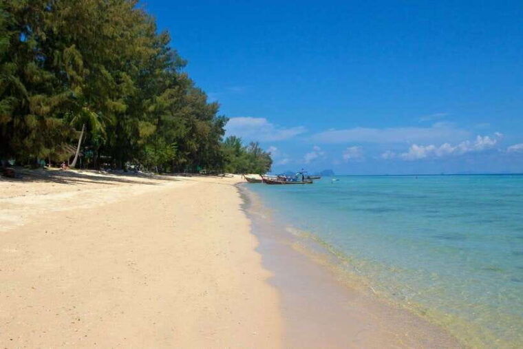 koh-lanta-4-island-adventure-tour-to-emerald-cave