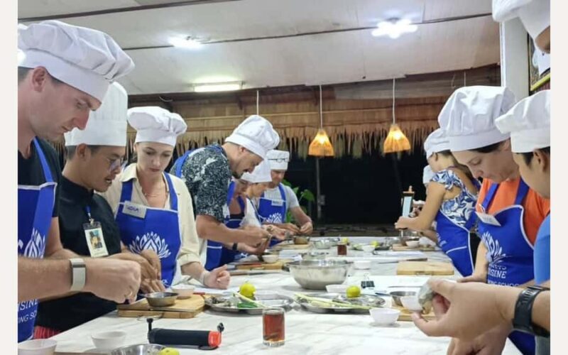 Koh Lanta: Thai Cooking Class & Market Tour with Lunch - Key Points
