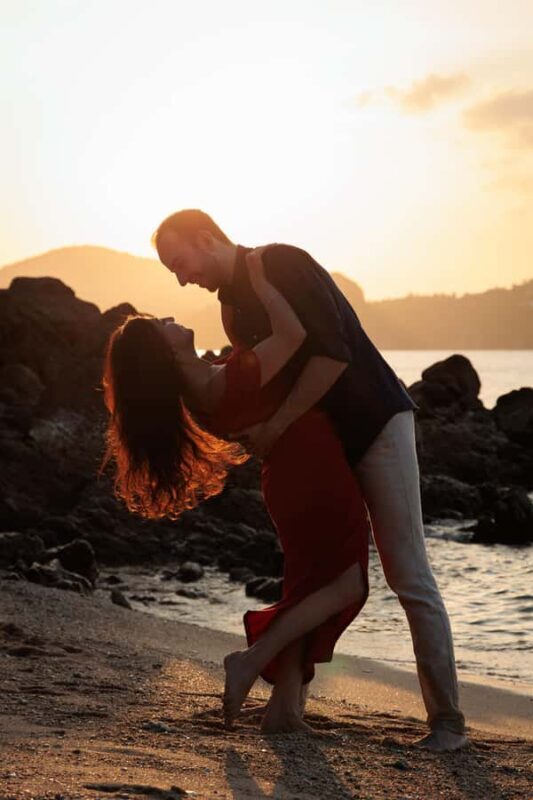 Koh Phangan: Couple Photoshoot Session with 80 Photos - Key Points