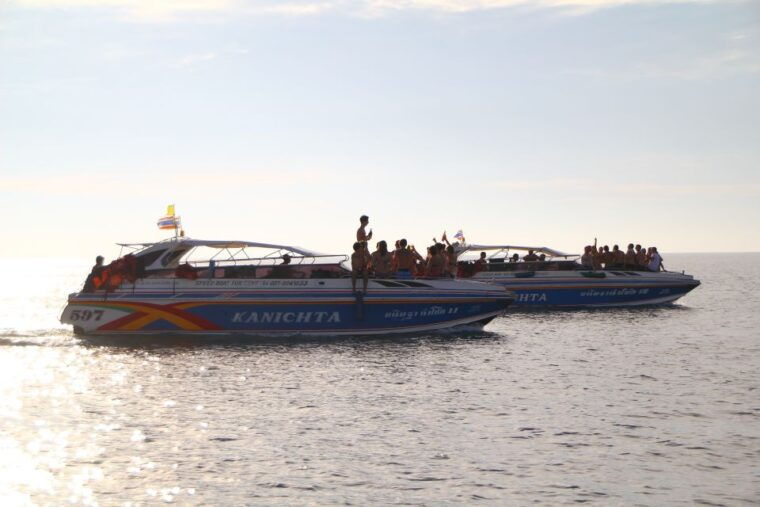 koh-phi-phi-captain-bobs-private-booze-cruise