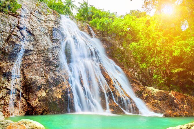 Koh Samui City Tour: Wat Phra Yai, Lat Ko, Hin Ta Hin Yai Rock - Exploring Koh Samui in a Day: A Balanced Look at the City Tour