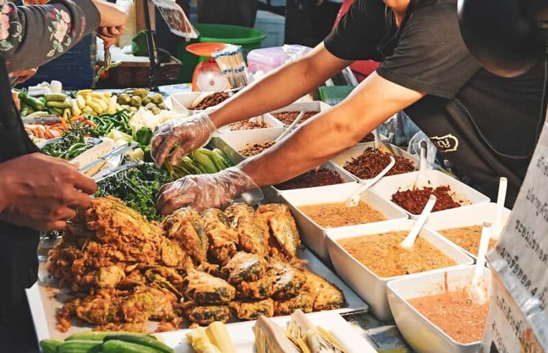 Koh Samui: Local Market, Hin Ta Hin Yai & Beach Dinner - Who This Tour Is Perfect For