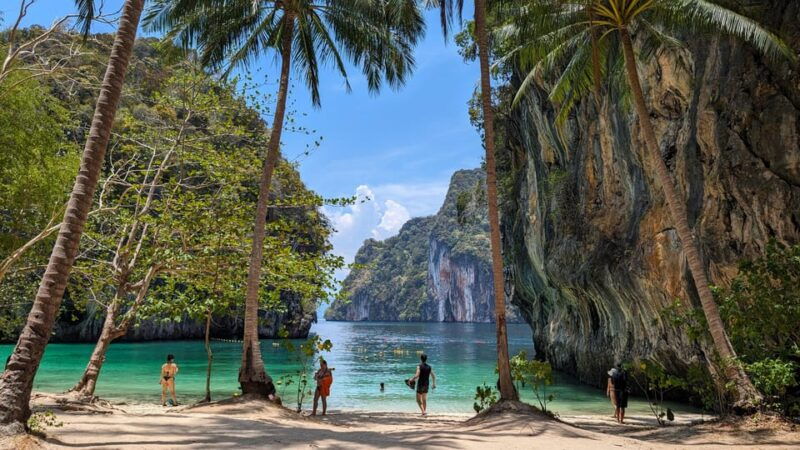 koh-yao-yai-noi-private-longtail-boat-island-hopping-tour