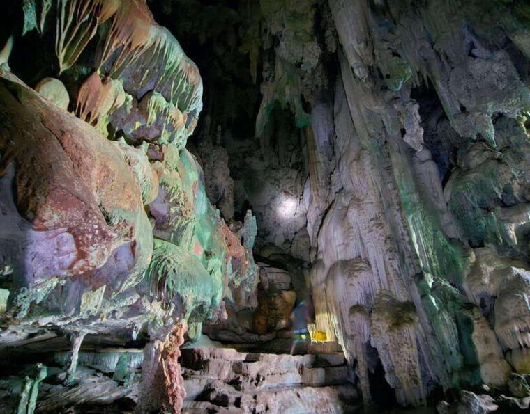 koh-yao-yai-noi-private-longtail-tour-james-bond-ko-panyi