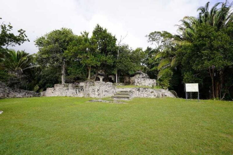 kohunlich-a-guided-mayan-city-tour