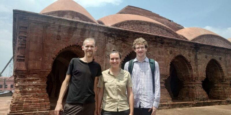 Kolkata: Bishnupur Terracotta Temples Day Trip with Weavers - The Journey to Bishnupur: What to Expect