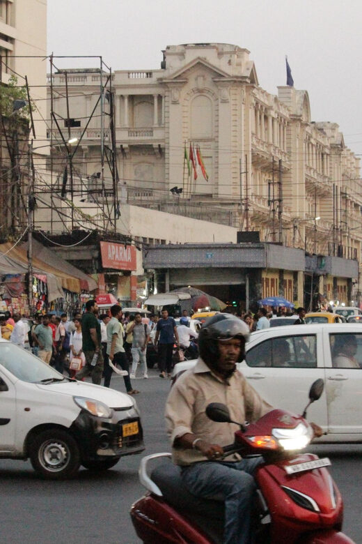 Kolkata Midtown Madness- A Street Food & Nightlife Tour - What to Expect and How It All Unfolds