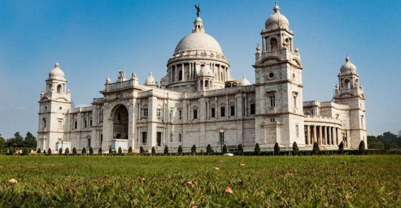Kolkata: Private Tour of City of Joy with Licensed Guide - Key Points