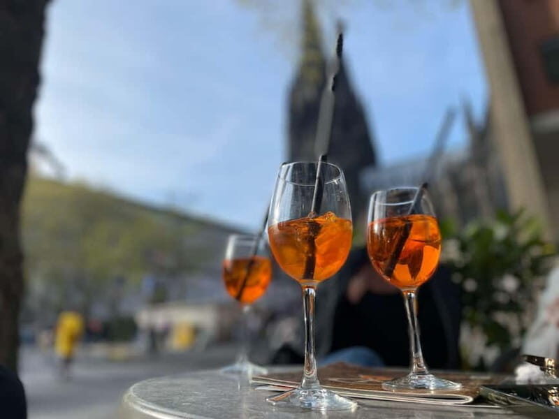 Köln: Sommerliche Rikscha Tour mit Aperol - Exploring Cologne with a Rickshaw and Aperol Spritz: What You Can Expect