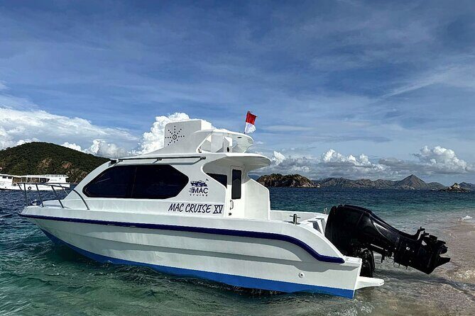 Komodo Adventure in a Day 6 Stunning Spots with Mac Cruise - FAQ