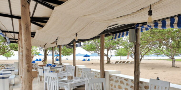 komodo-islands-2d1n-speedboat-tour-land-tour-hotel-stay