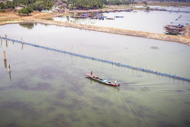 Konark and Chilika Lake: A Private Day Tour from Bhubaneshwar - Key Points