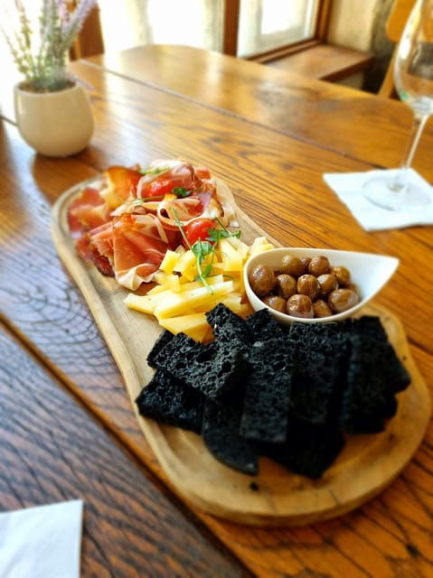 konavle-valley-wine-tasting-at-dubrovnik-cellars