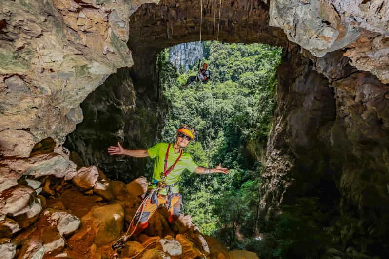 kong-collapse-top-adventure-5-days-4-nitghs