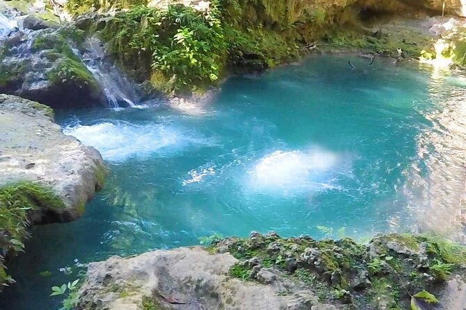 konoko-falls-park-blue-hole-and-scotchies-tour-with-shopping