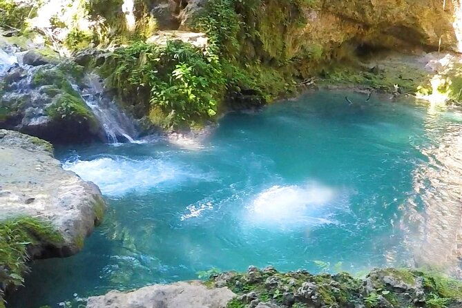konoko-falls-park-blue-hole-and-scotchies-tour-with-shopping