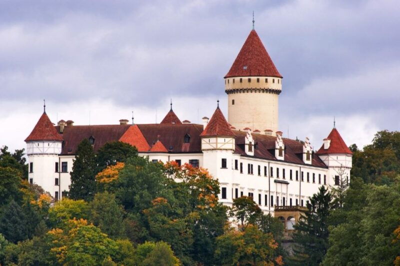 konopiste-chateau-tour-from-prague