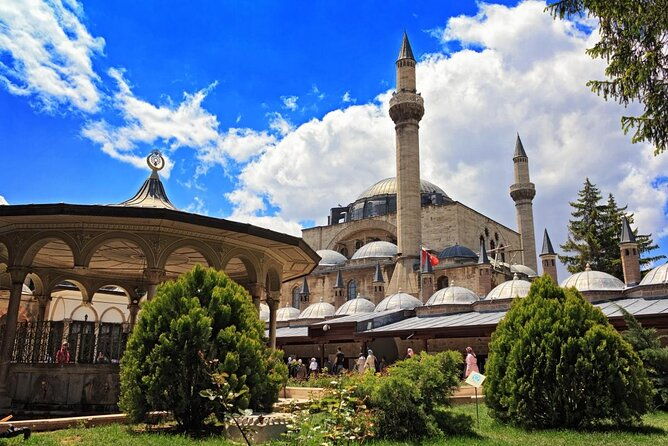 konya-with-mevlana-museum-from-side