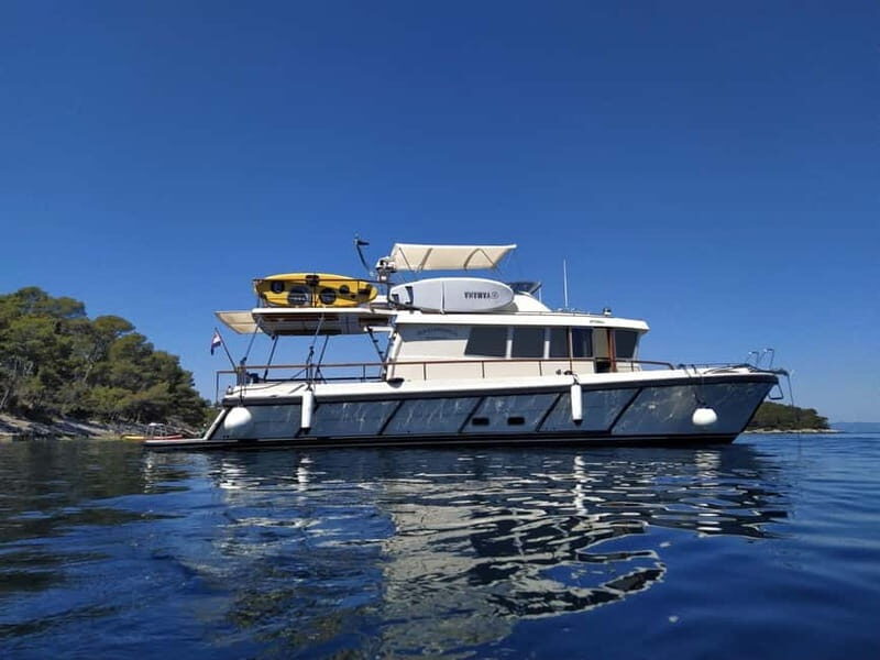 Korcula Island: Guided Snorkeling Adventure with lunch - Who should consider booking?
