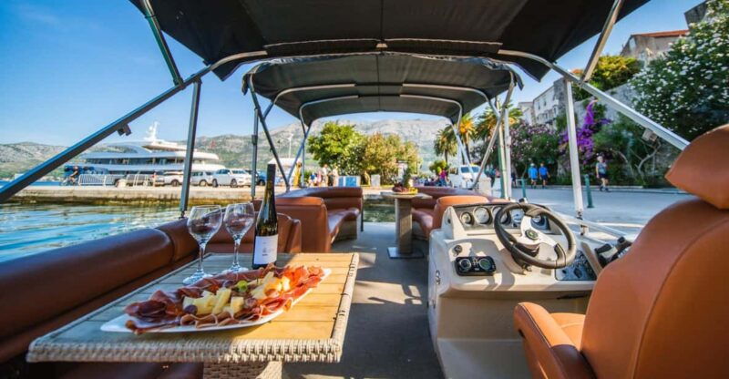 korcula-lux-islands-picnic-boat-tour