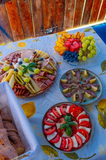 korcula-sail-away-tour-with-traditional-craftmanship-boat