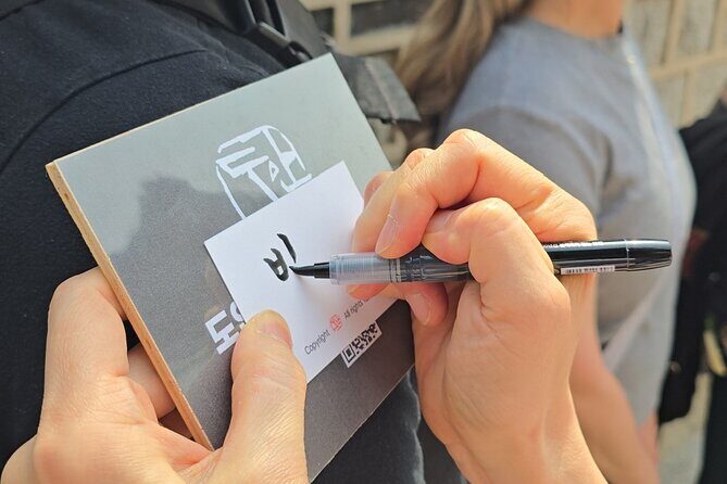 Korean Calligraphy class with Artwork - A Deep Dive Into the Experience