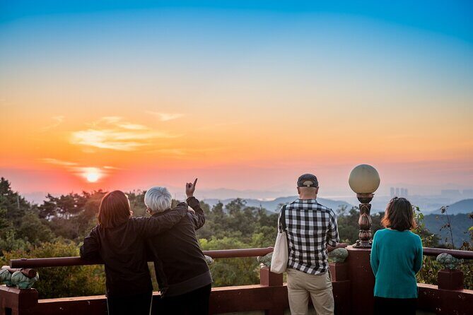 Korean Culture Trail Gyeongbokgung, Bukchon, Bugak Palgakjeong - FAQ