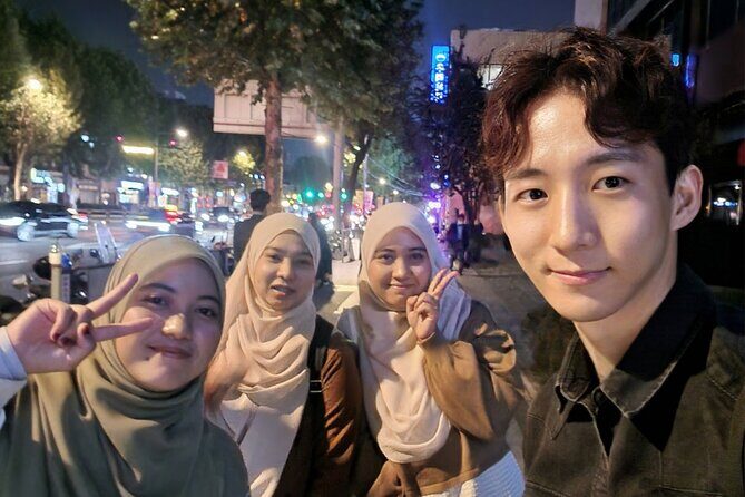 Korean Street Food in Ghwangjang and Dongdaemun Market - Exploring the Itinerary: What You Can Expect