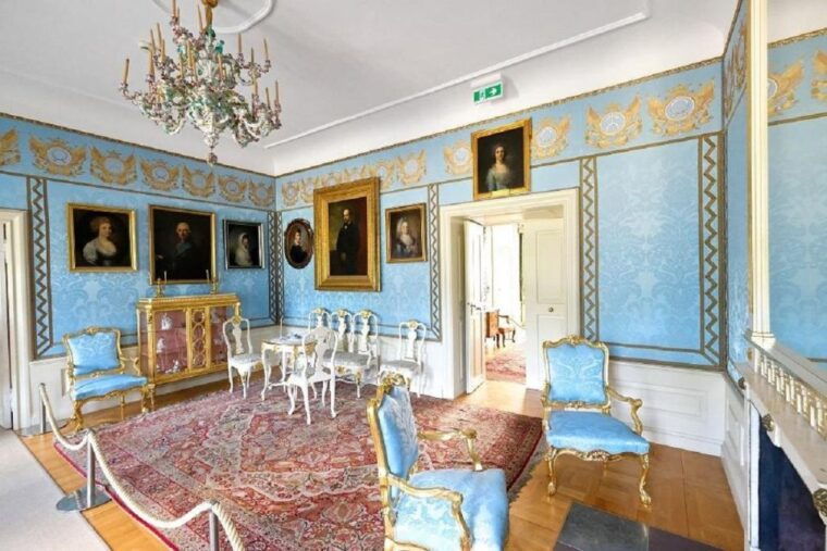 kornik-castle-and-rogalin-palace-half-day-private-tour